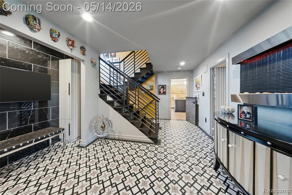 8727 Sarah Lane, Grosse Ile, MI 48138 — Photo 5