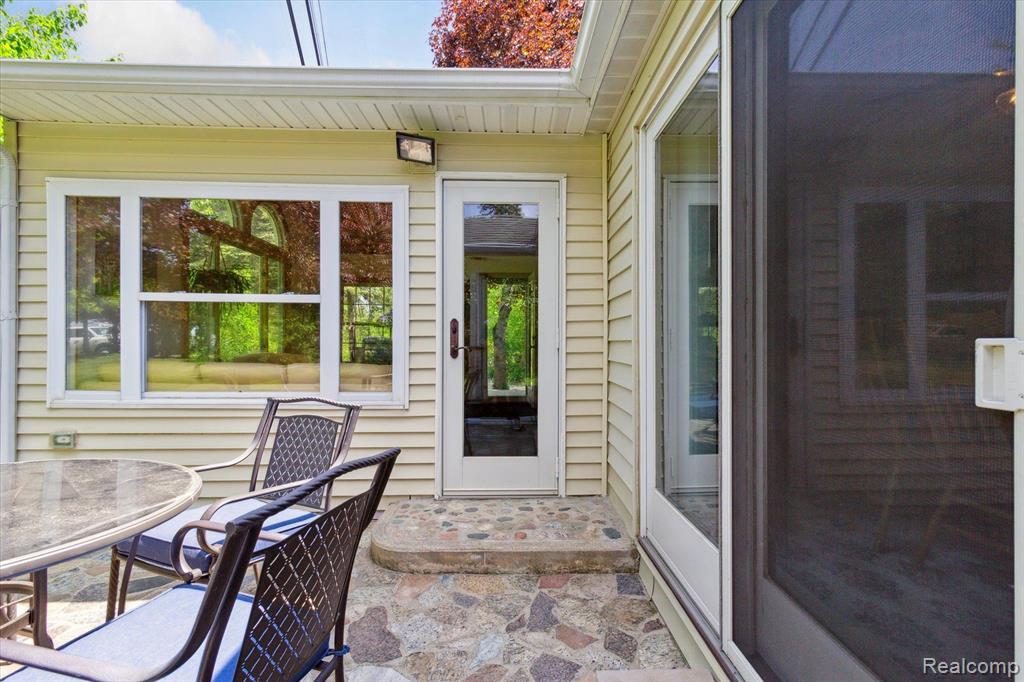 898 ROWLAND Road, Leonard, MI 48367 — Photo 46