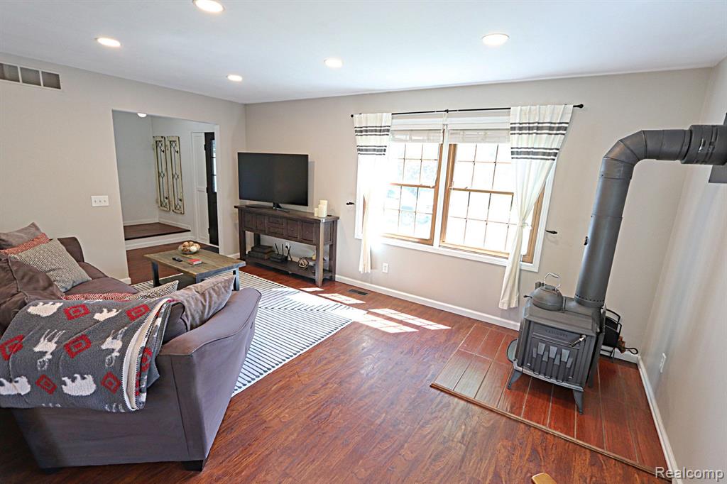 7655 WHEELER Road, Whitmore Lake, MI 48189 — Photo 21
