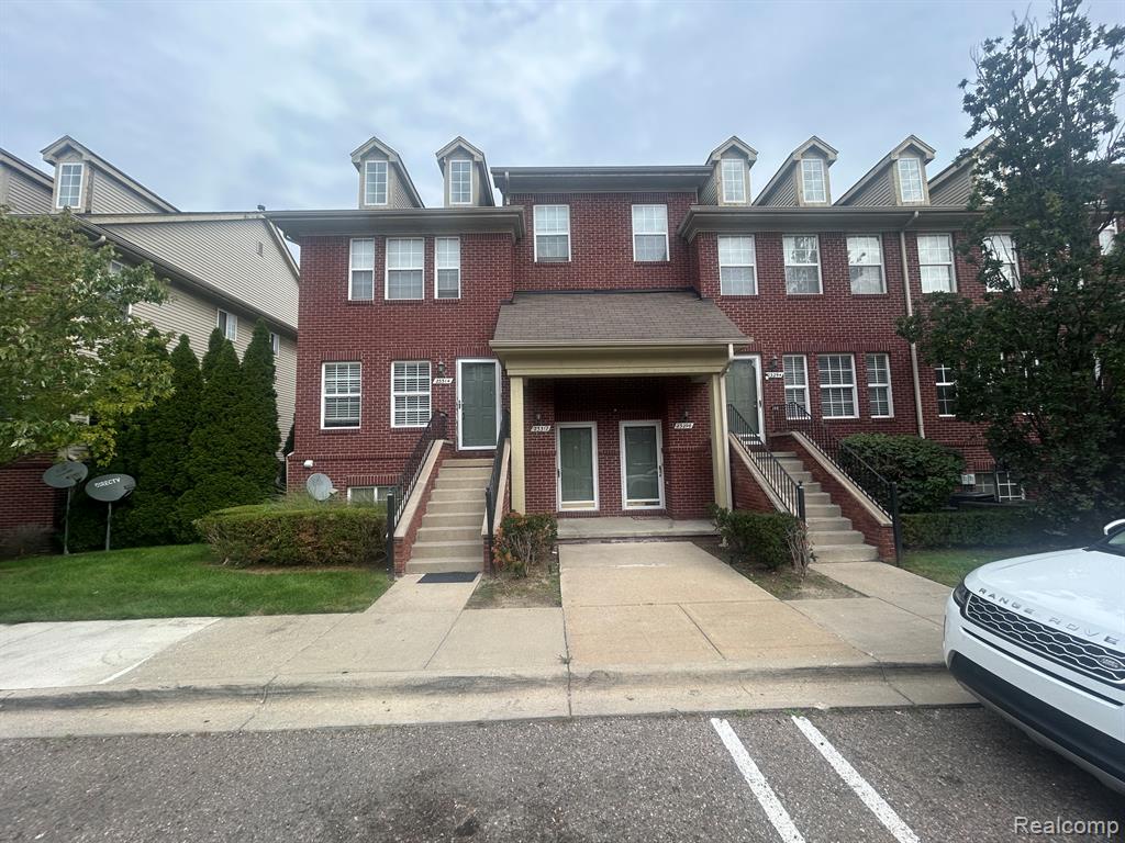 23312 Cornerstone Village Drive, Southfield, MI 48075