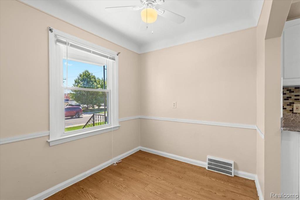 7241 PAYNE Avenue, Dearborn, MI 48126 — Photo 12