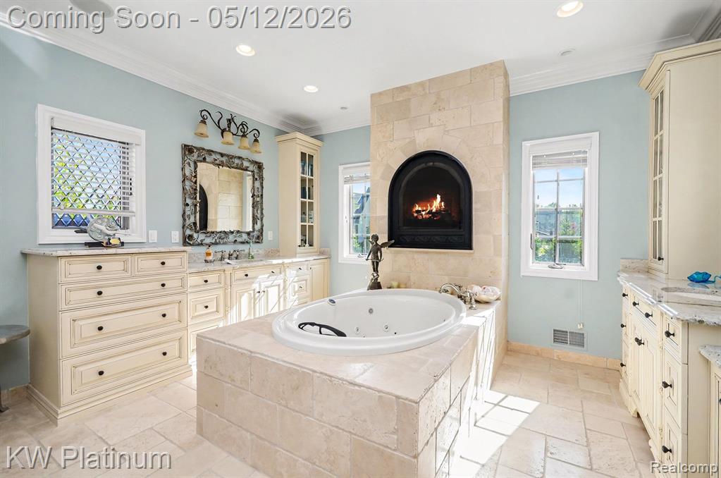 36270 Vita Bella Drive, Clinton Twp, MI 48035 — Photo 22