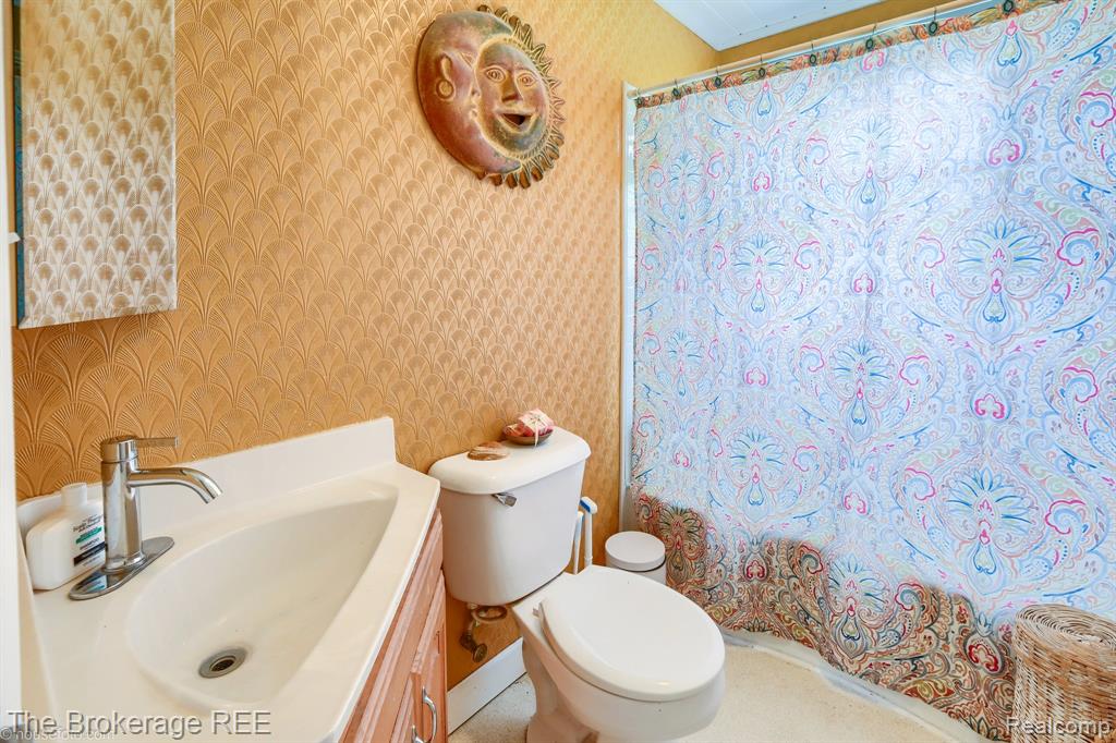 8439 Burpee Road, Grand Blanc, MI 48439 — Photo 30