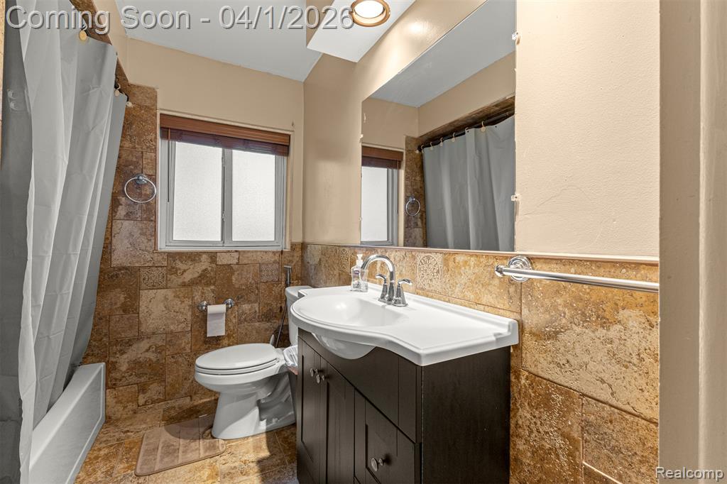 7351 N Gulley Road, Dearborn Heights, MI 48127 — Photo 23