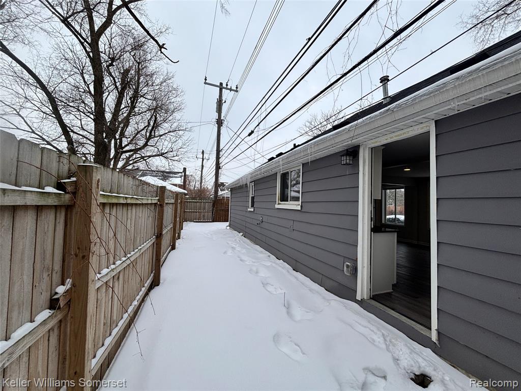 7224 Jackson Avenue, Warren, MI 48091 — Photo 10