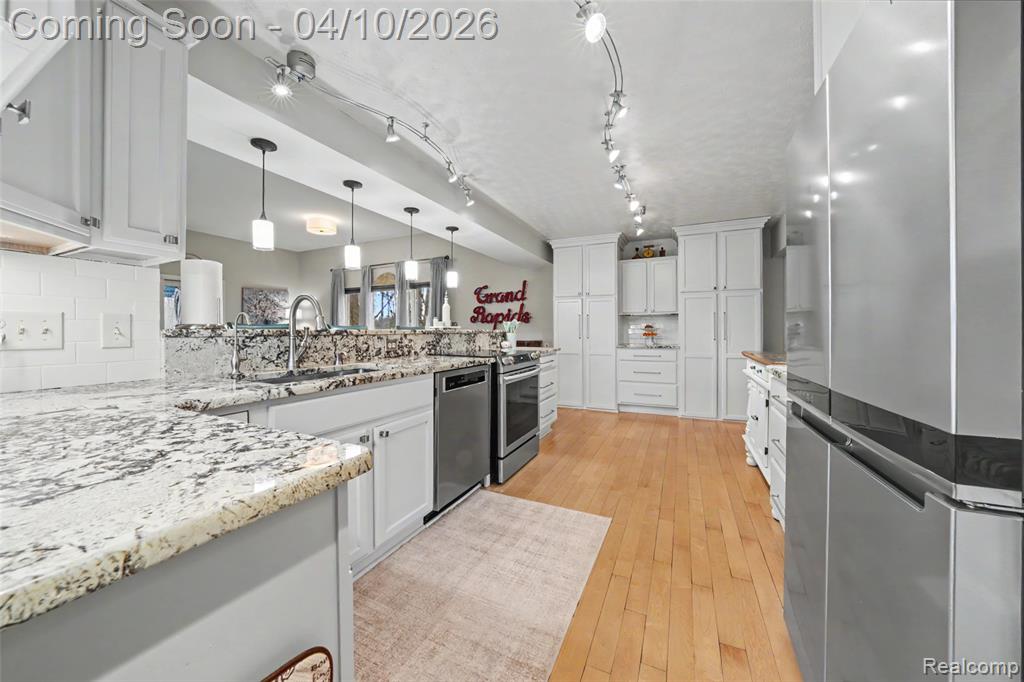 8794 Miller Road, Clarkston, MI 48348 — Photo 12