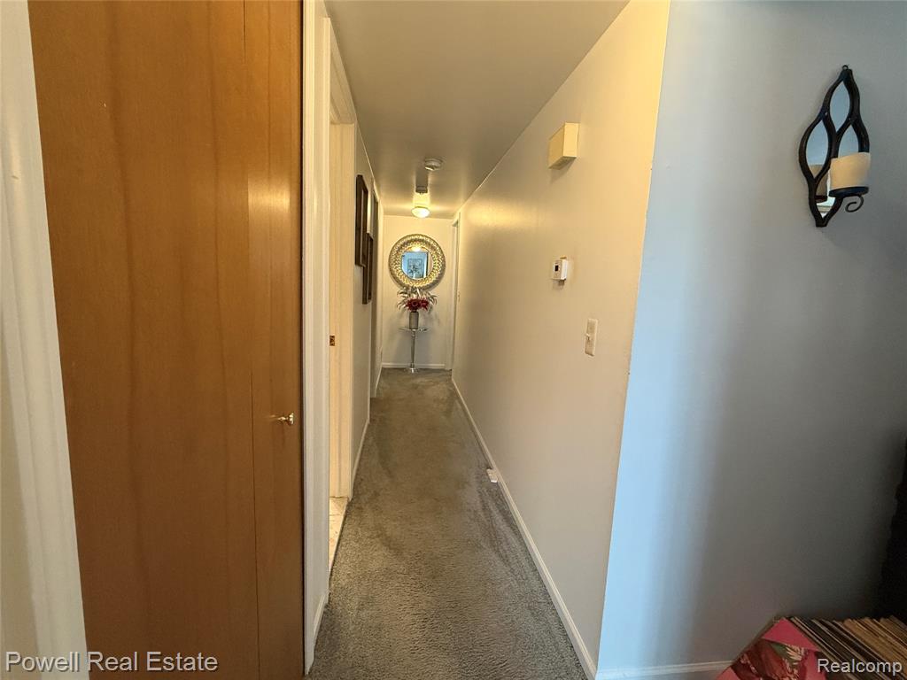 802 Country Club Drive, Saint Clair Shores, MI 48082 — Photo 10