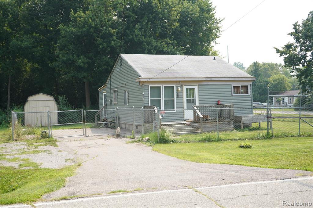 5462 Harry Street, Flint, MI 48505 — Photo 3