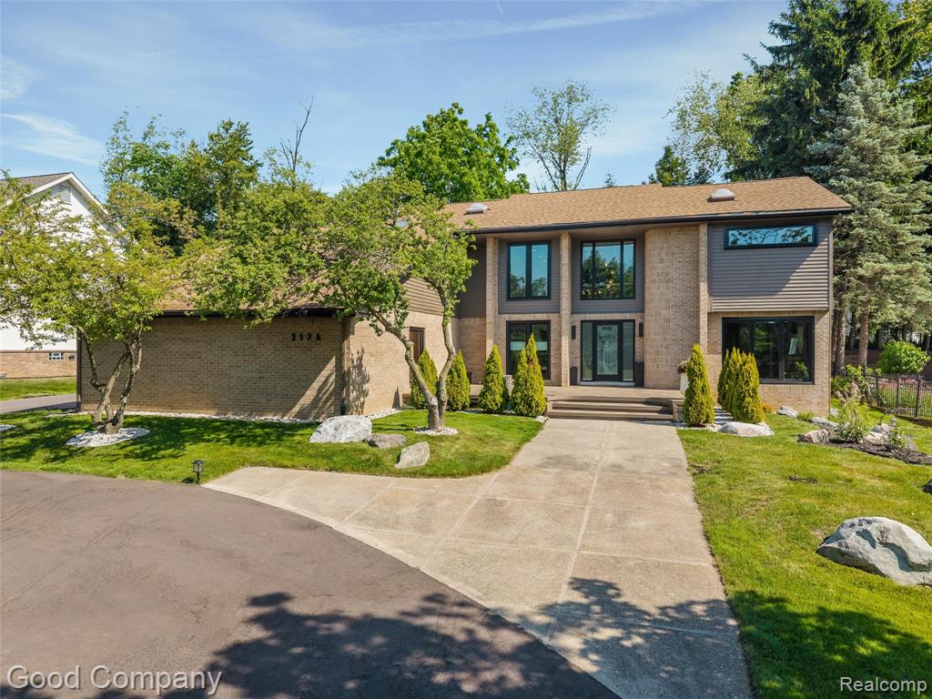 3176 Chambord Drive, West Bloomfield, MI 48323 — Photo 68