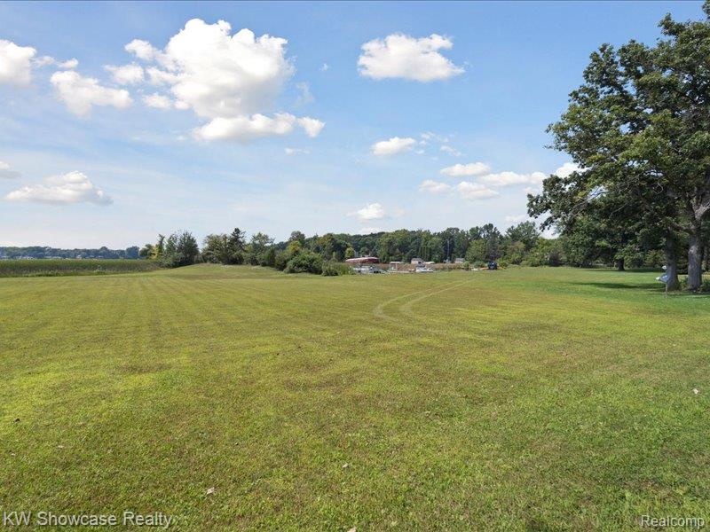 4581 Parker Drive, Howell, MI 48843 — Photo 28
