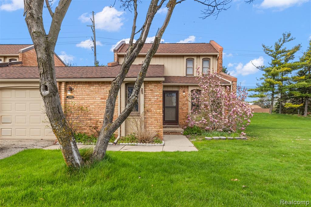 2905 Moon Lake Drive, West Bloomfield, MI 48323
