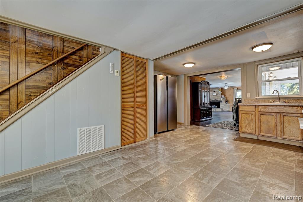 1717 S Sashabaw Road, Ortonville, MI 48462 — Photo 17