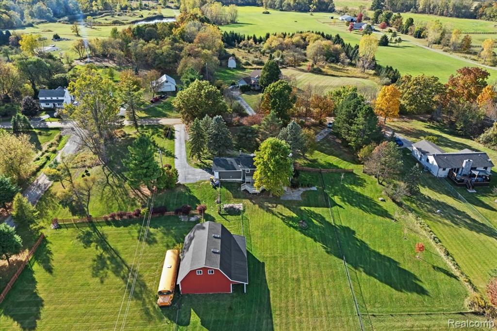 1570 Thayer Road, Ortonville, MI 48462 — Photo 43