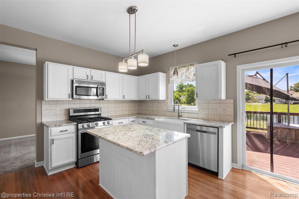 9670 Wexford Drive, Ypsilanti, MI 48198 — Photo 27