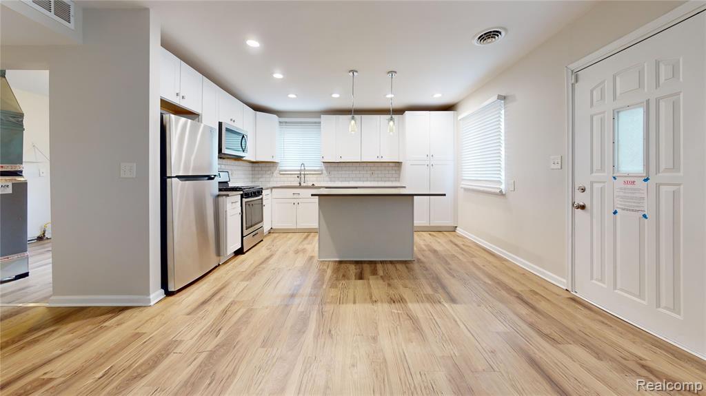 87 W Barrett Avenue, Madison Heights, MI 48071 — Photo 4