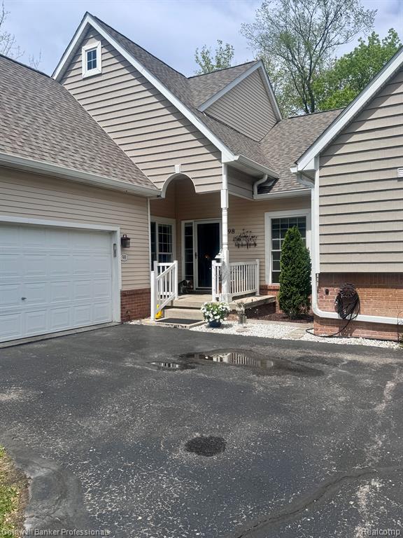 98 FOX HOLLOW Drive, Metamora, MI 48455 — Photo 46