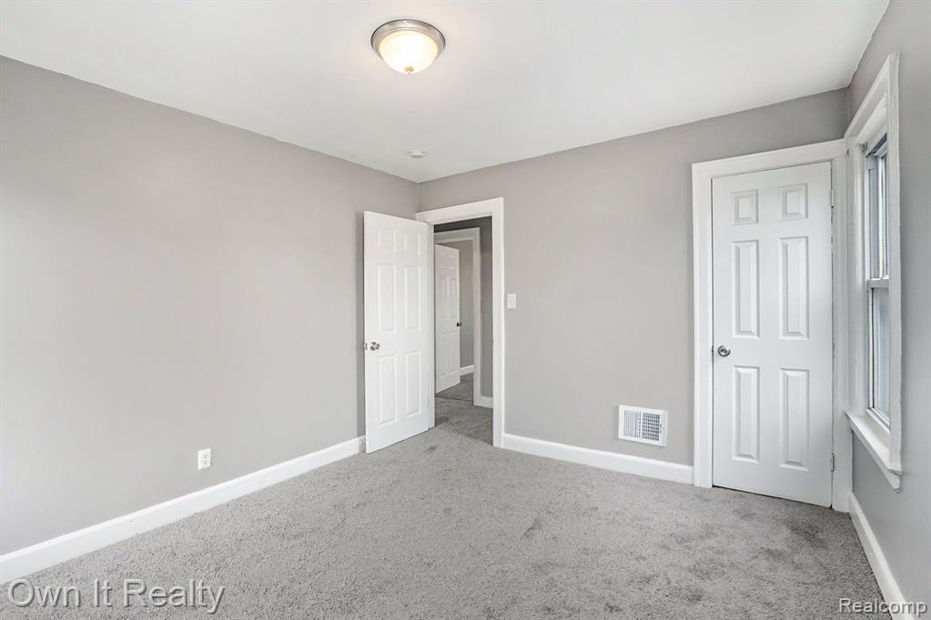 8048 WISCONSIN Street, Detroit, MI 48204 — Photo 19