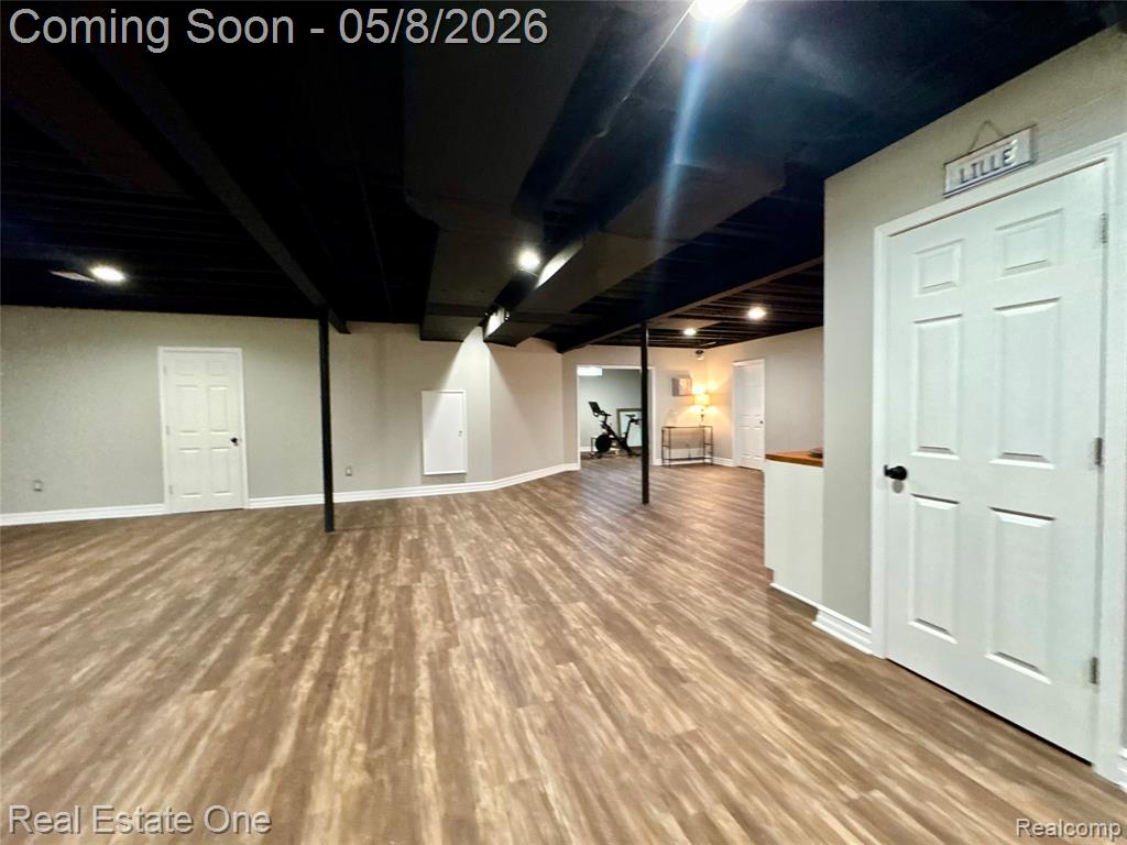 419 Roundview Drive, Rochester, MI 48307 — Photo 20