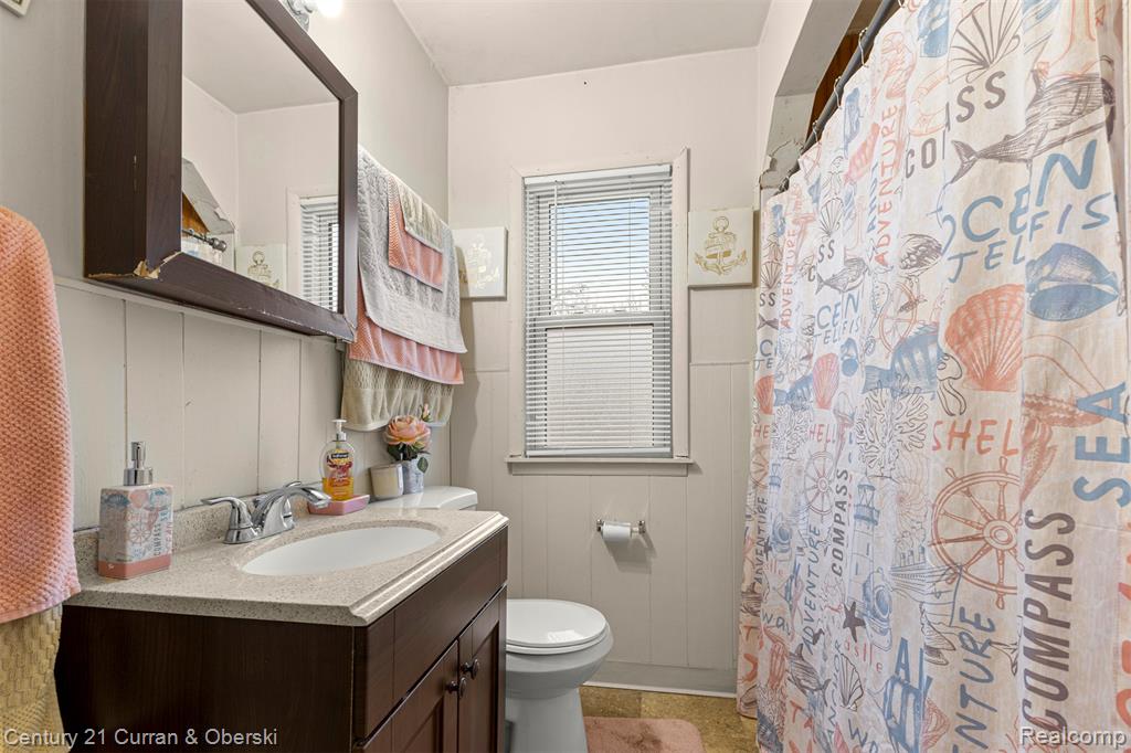 691 3rd Avenue, Pontiac, MI 48340 — Photo 8