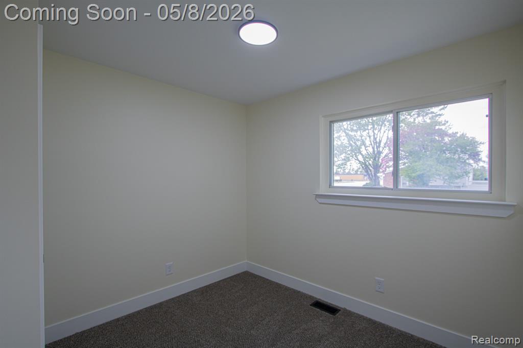 31000 Fall, Fraser, MI 48026 — Photo 19