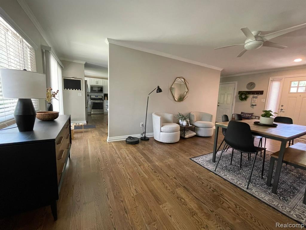 6832 MONTFORT Drive, Canton, MI 48187 — Photo 9