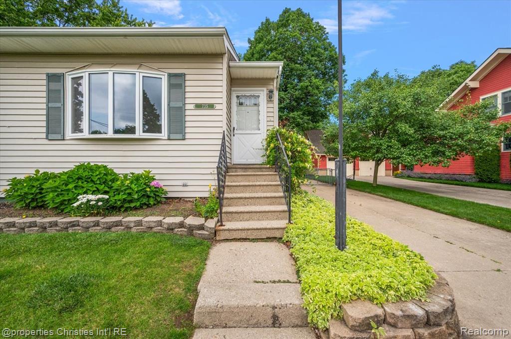 735 Novi Street, Northville, MI 48167 — Photo 5