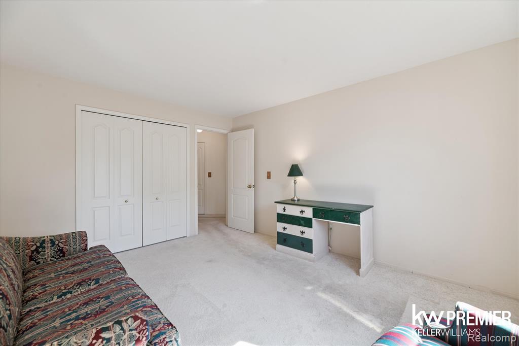 4862 Ashley Lane, Waterford, MI 48329 — Photo 18