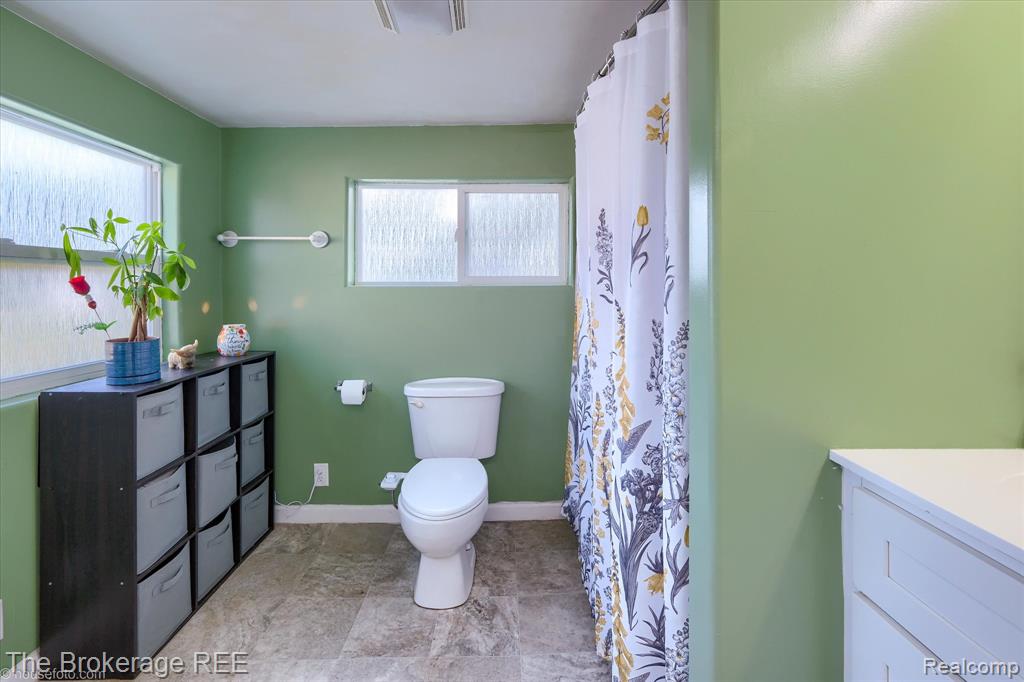 4168 N Irish Road, Davison, MI 48423 — Photo 48
