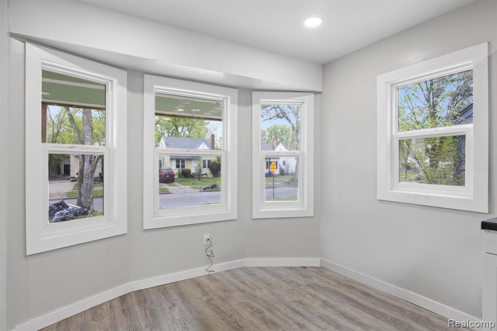 7780 FAUST Avenue, Detroit, MI 48228 — Photo 6