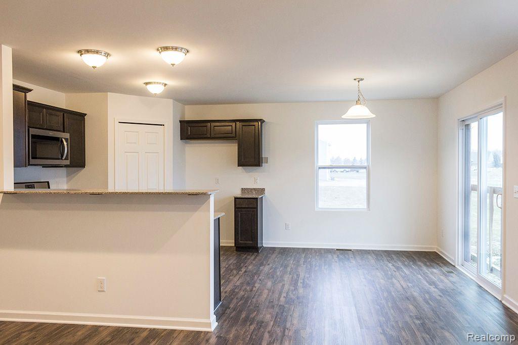 58410 Pembrooke Avenue, New Haven, MI 48048 — Photo 2