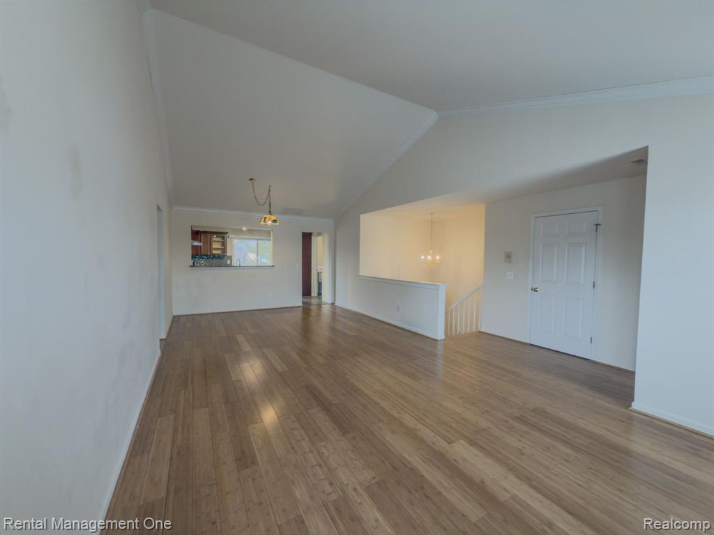 44327 LAKEPOINTE Drive, Sterling Heights, MI 48313 — Photo 22