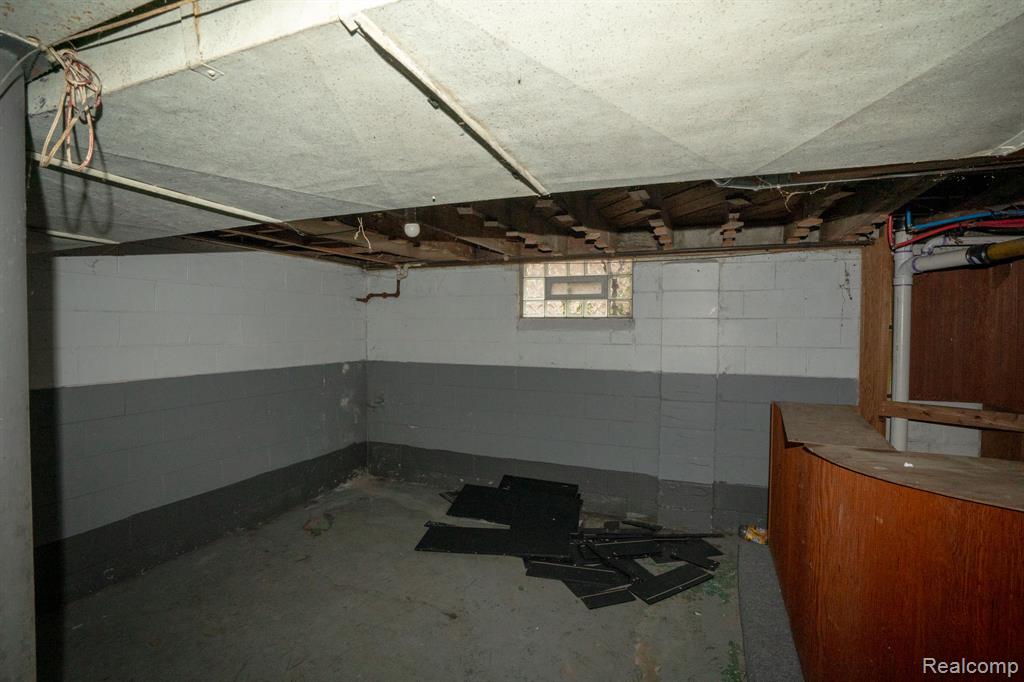 9262 Coyle Street, Detroit, MI 48228 — Photo 16
