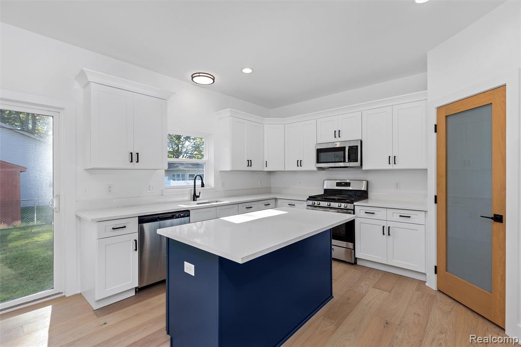 50627 Elsey Street, New Baltimore, MI 48047 — Photo 6