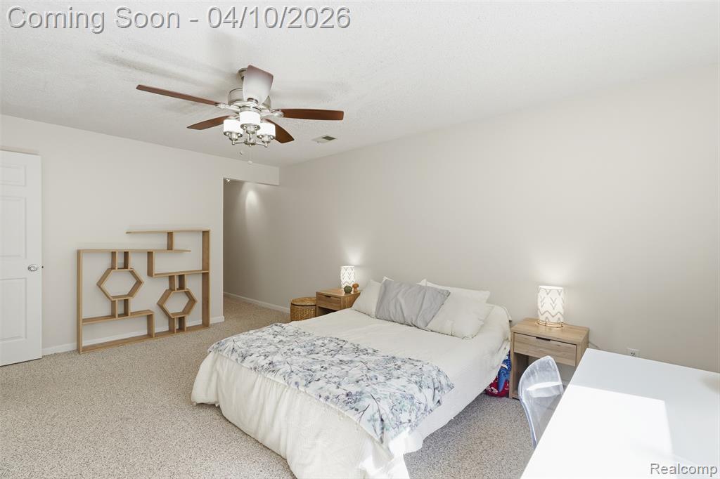4964 Oak Hill Drive, Waterford, MI 48329 — Photo 14