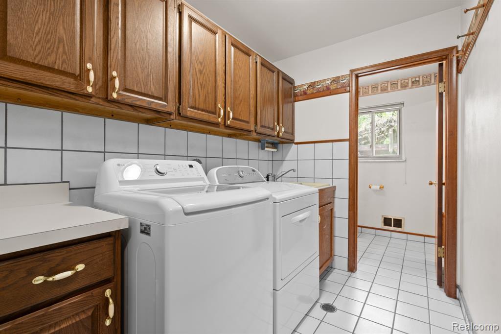 7540 Dexter Pinckney Road, Dexter, MI 48130 — Photo 43
