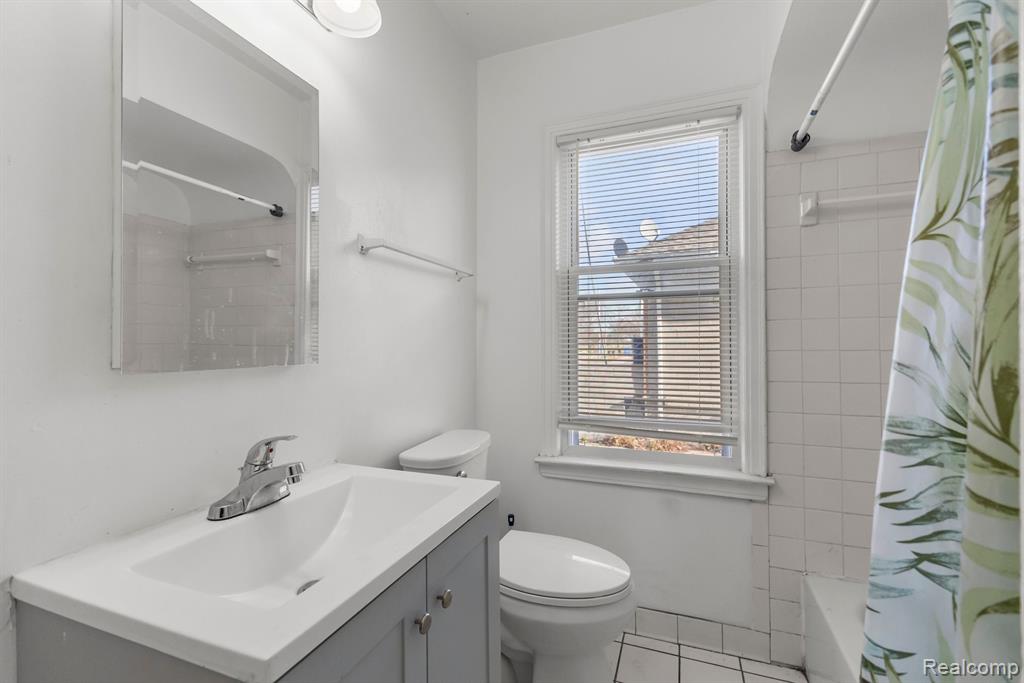 8690 TRINITY Street, Detroit, MI 48228 — Photo 15