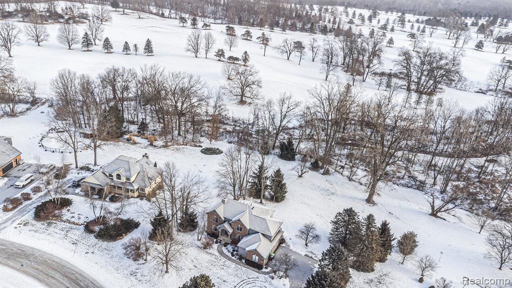 8805 Pebble Creek Drive, Pinckney, MI 48169 — Photo 37