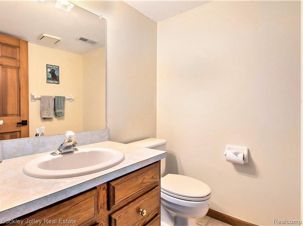928 WOODRIDGE HILLS Drive, 83, Brighton, MI 48116 — Photo 18