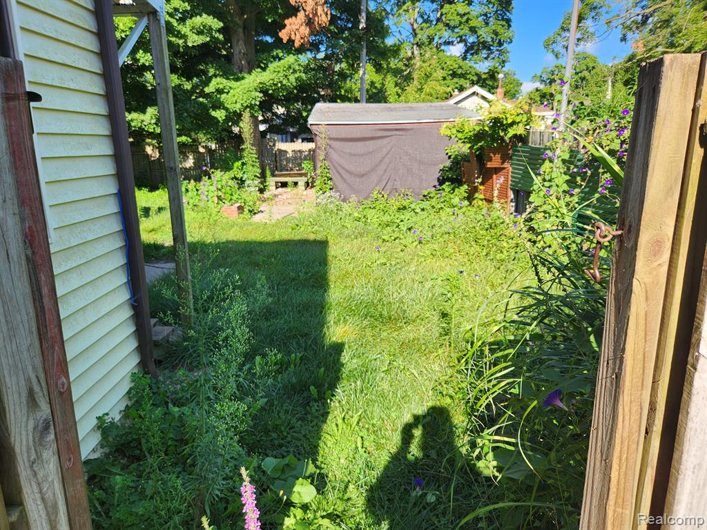 315 MCOMBER Street, Dowagiac, MI 49047 — Photo 39