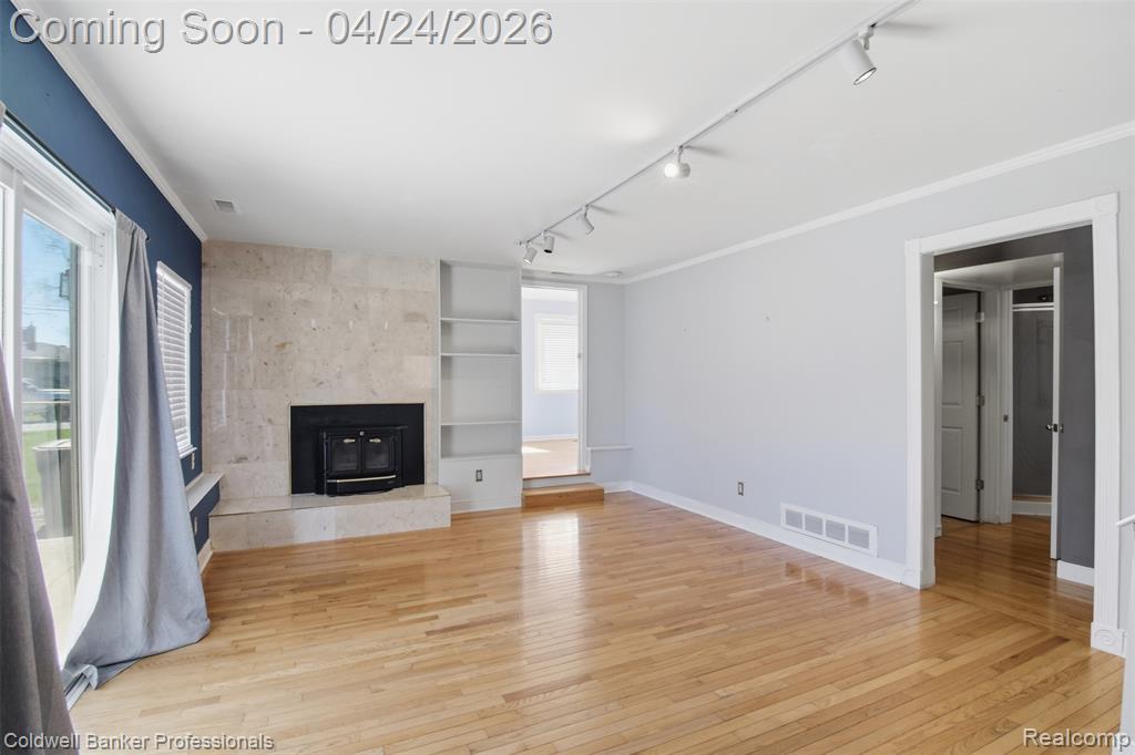470 Crystalia Street, Commerce Twp, MI 48382 — Photo 25