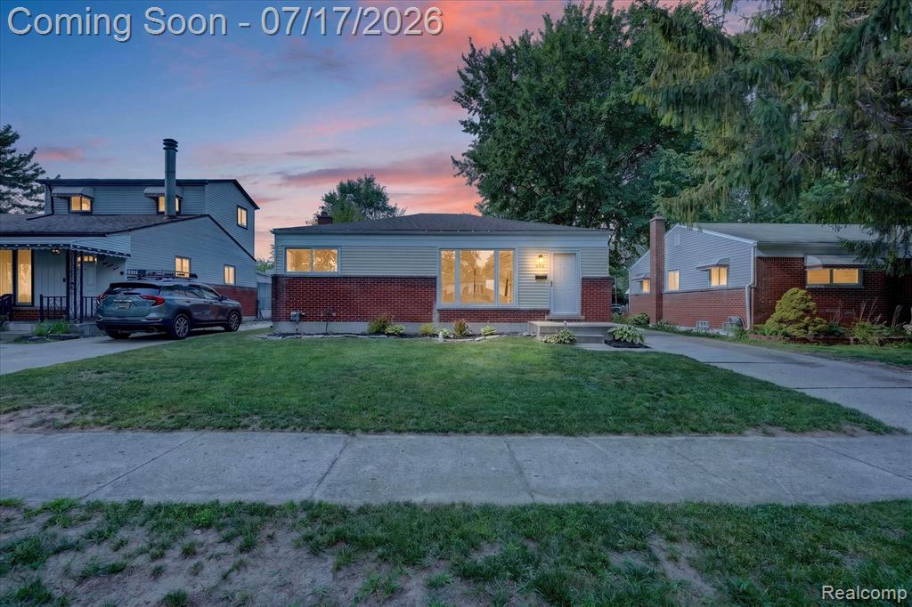 903 Bernie Lane, Madison Heights, MI 48071 — front exterior
