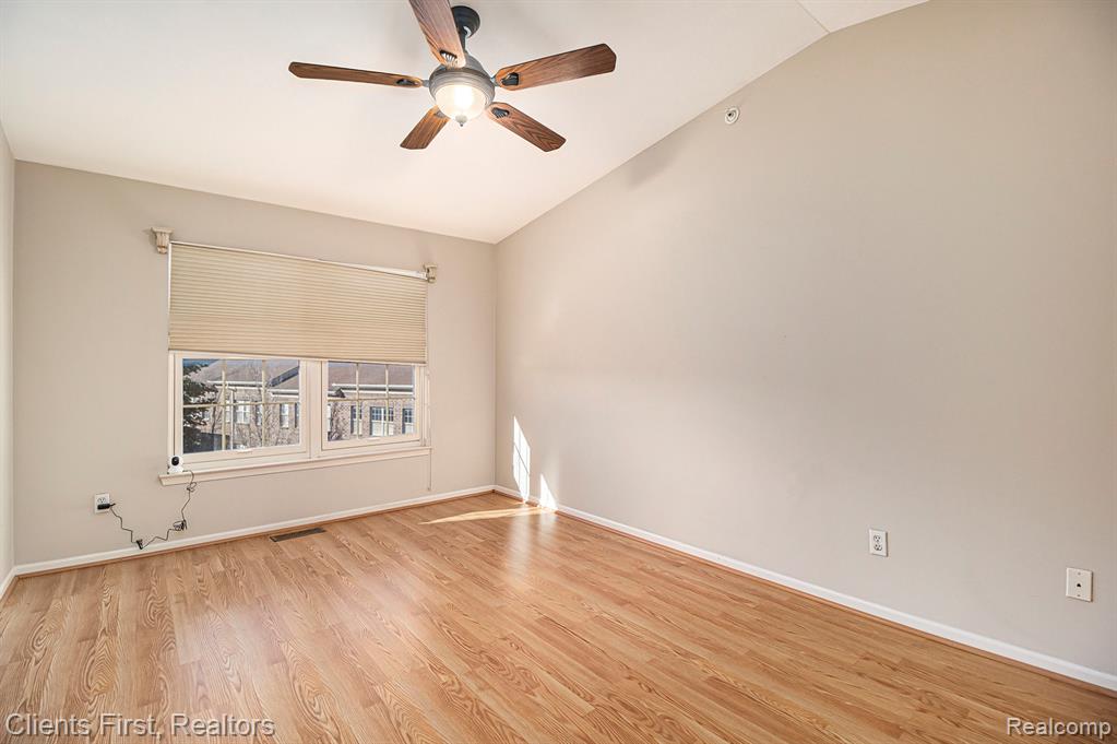 4215 Schaefer Road, Dearborn, MI 48126 — Photo 15