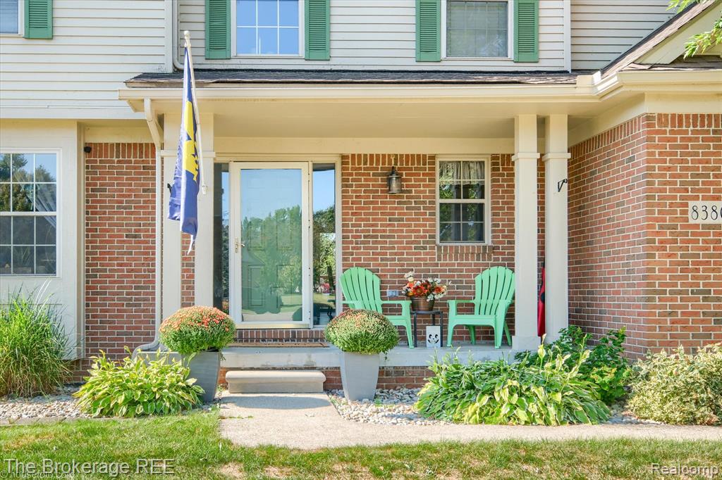 8380 Hunt Club Court, Grand Blanc, MI 48439 — Photo 4