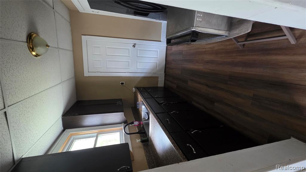 196 Beach Street, Pontiac, MI 48342 — Photo 5