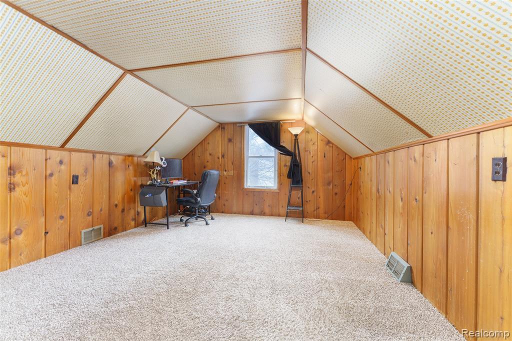 522 E FRANK Street E, Fowlerville, MI 48836 — Photo 17