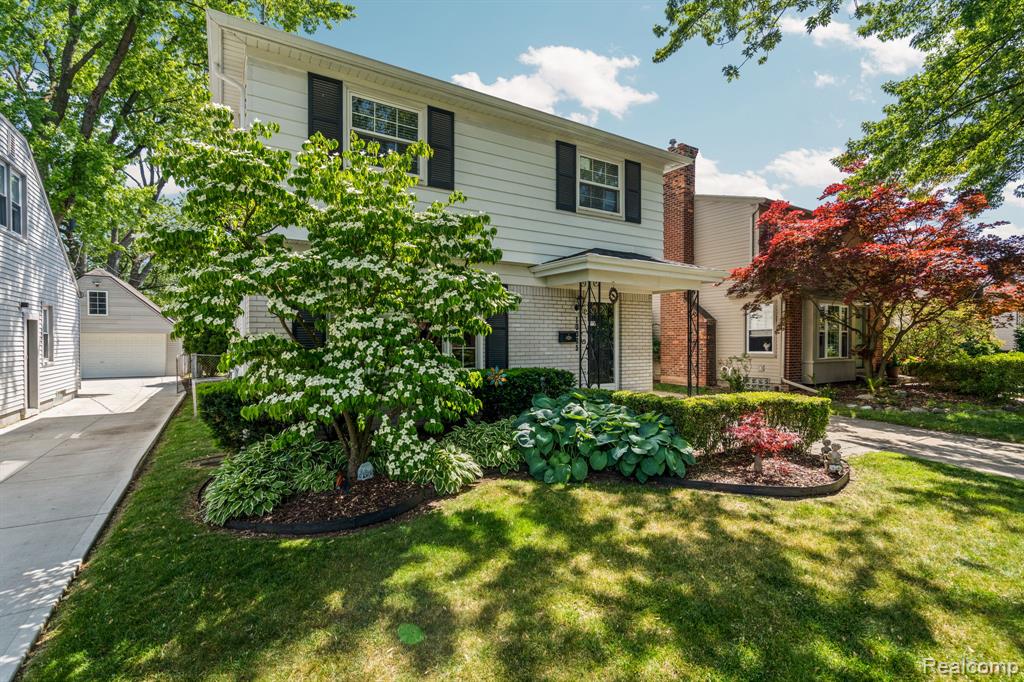 10065 Hart Avenue, Huntington Woods, MI — Photo 39