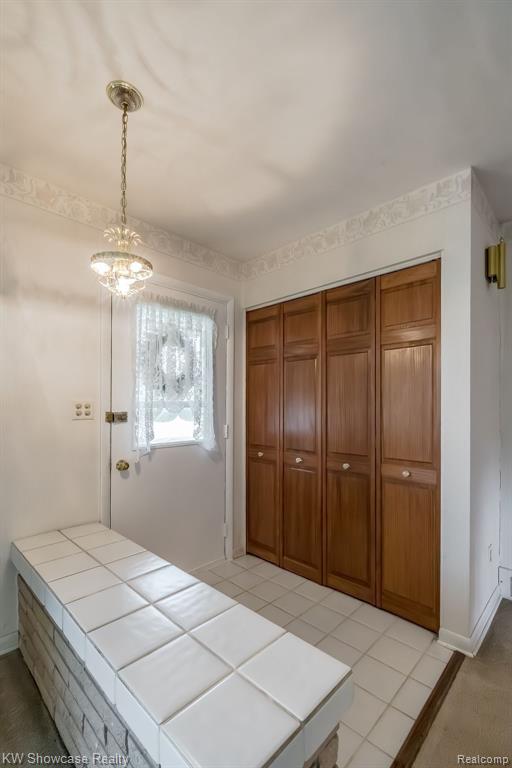 841 DRIBURG Drive, Commerce Twp, MI 48390 — Photo 3