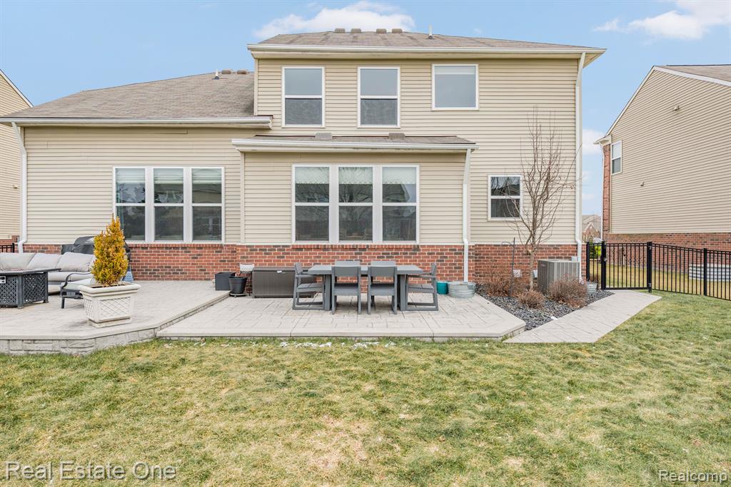 49159 Gaviota Lane, Macomb, MI 48044 — Photo 2