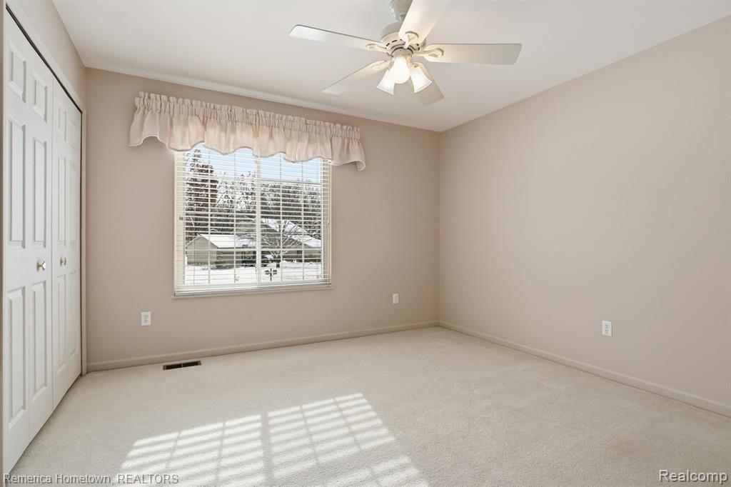 8930 Twin Lakes Drive, White Lake, MI — Photo 15