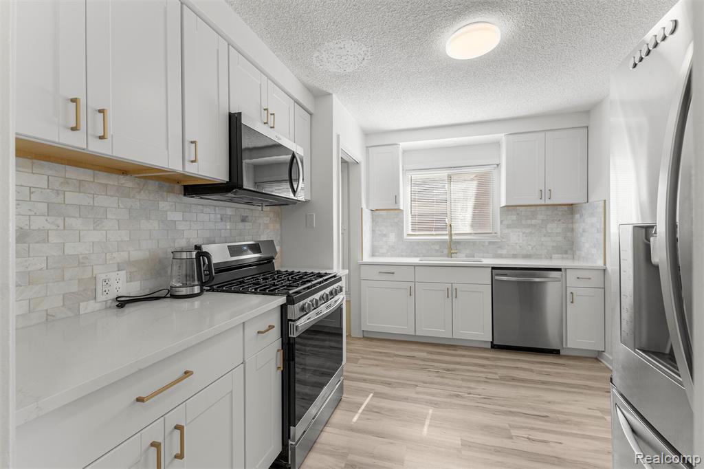 7316 Drexel Street, Dearborn Heights, MI 48127 — Photo 14
